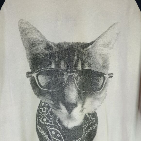 Bandana Cat Graphic Raglan T-Shirt - Navy and White - Picture 3 of 7